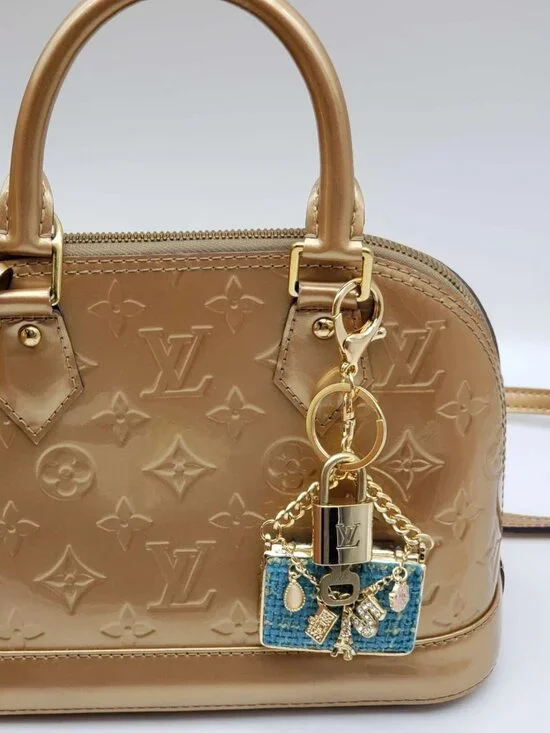 Authentic Louis Vuitton Padlock Gold 🔒 Key Set + Unbranded Tweed Bag Keychain - Picture 3 of 7